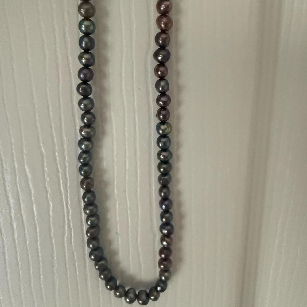 Tahitian Black Pearl Strand Necklace 5mm,18",14k Gold Clasp,Peacock Colors 12.9g